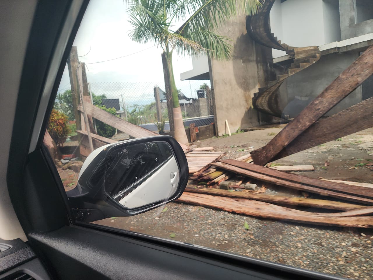 Fuerte vendaval afectó a más de 480 familias en Caucasia, Antioquia