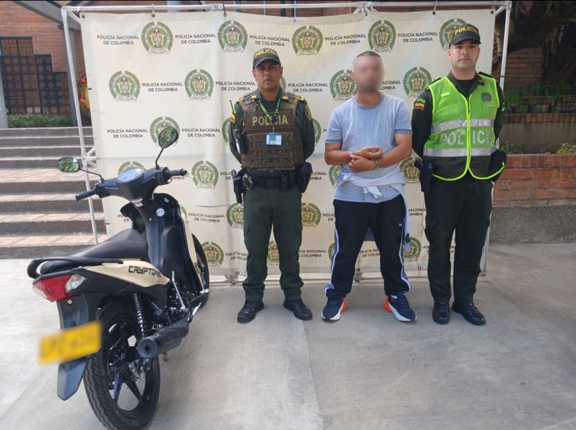 En el barrio Trinidad incautaron una motocicleta que habría participado en varios hurtos en Medellín