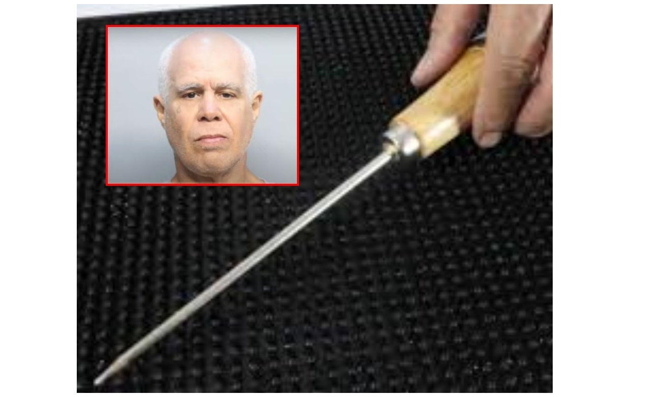 Anciano apuñaló a un joven por estar viendo TikTok