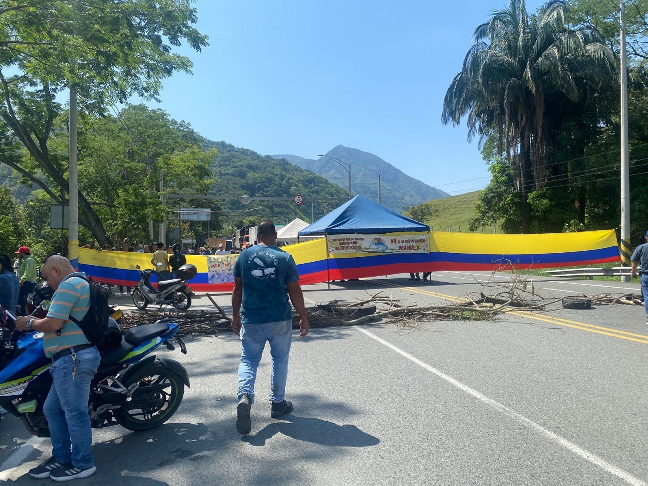 Bloqueos en vía de La Pintada, Antioquia