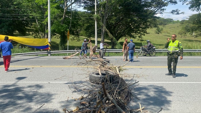Bloqueos en vía de La Pintada, Antioquia