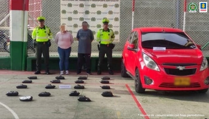 Pareja asegurada por tráfico de estupefacientes en Antioquia