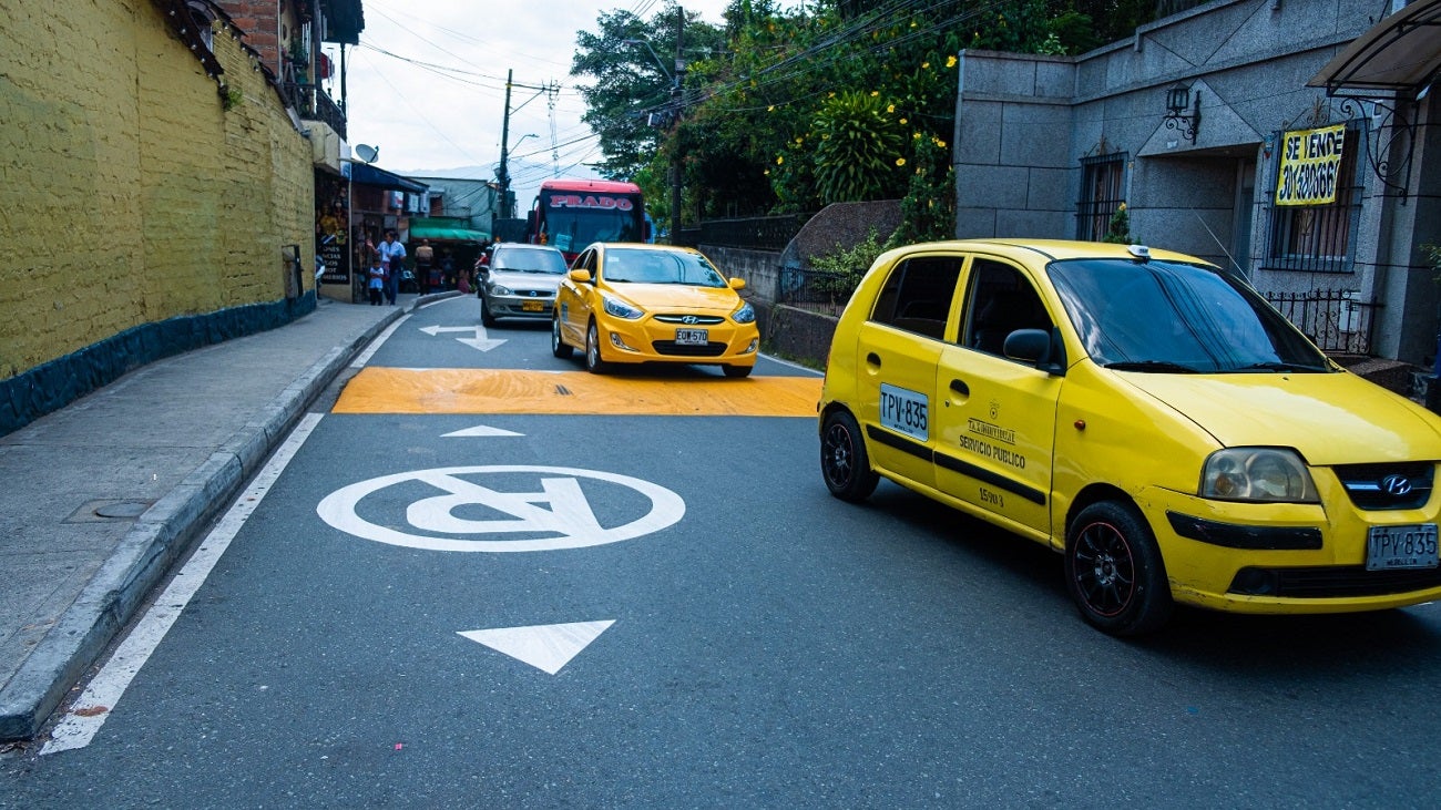 Cambios de sentido vial en el parque principal de San Antonio de Prado