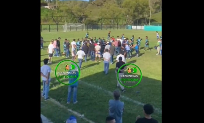 Pelea campal durante torneo de fútbol en Gómez Plata, Antioquia