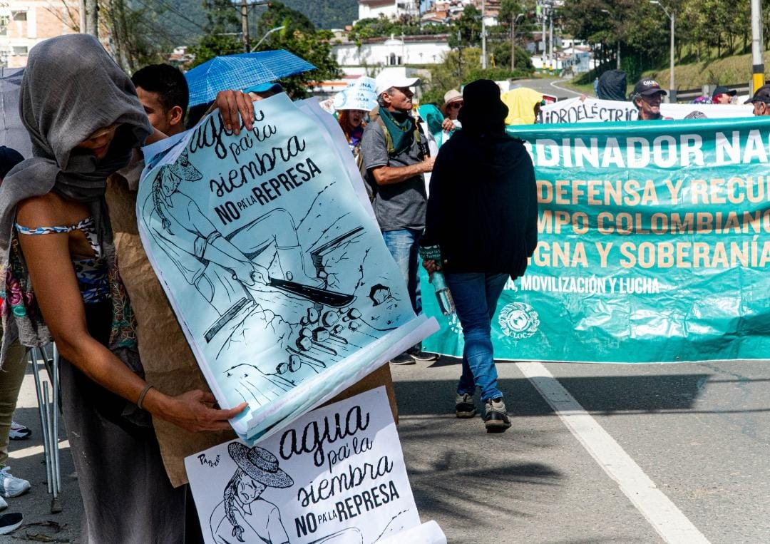 En la imagen, algunas escenas manifestaciones ciudadanas en defensa del agua. Foto: cortesía MOVETE.