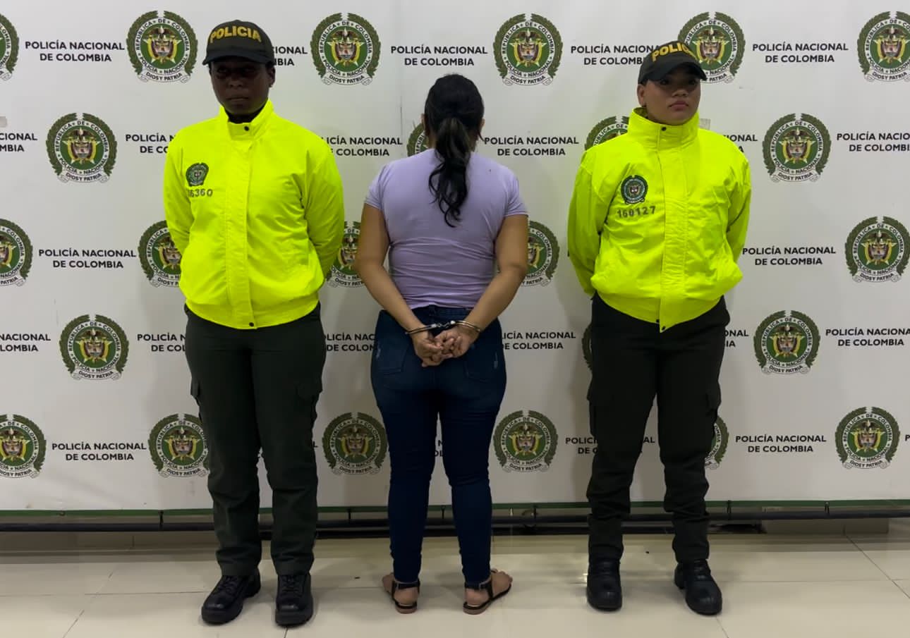 Cayó temida cabecilla en el Urabá: Alias “Gloria” señalada de generar terror en la comunidad, jefe del negocio del microtráfico