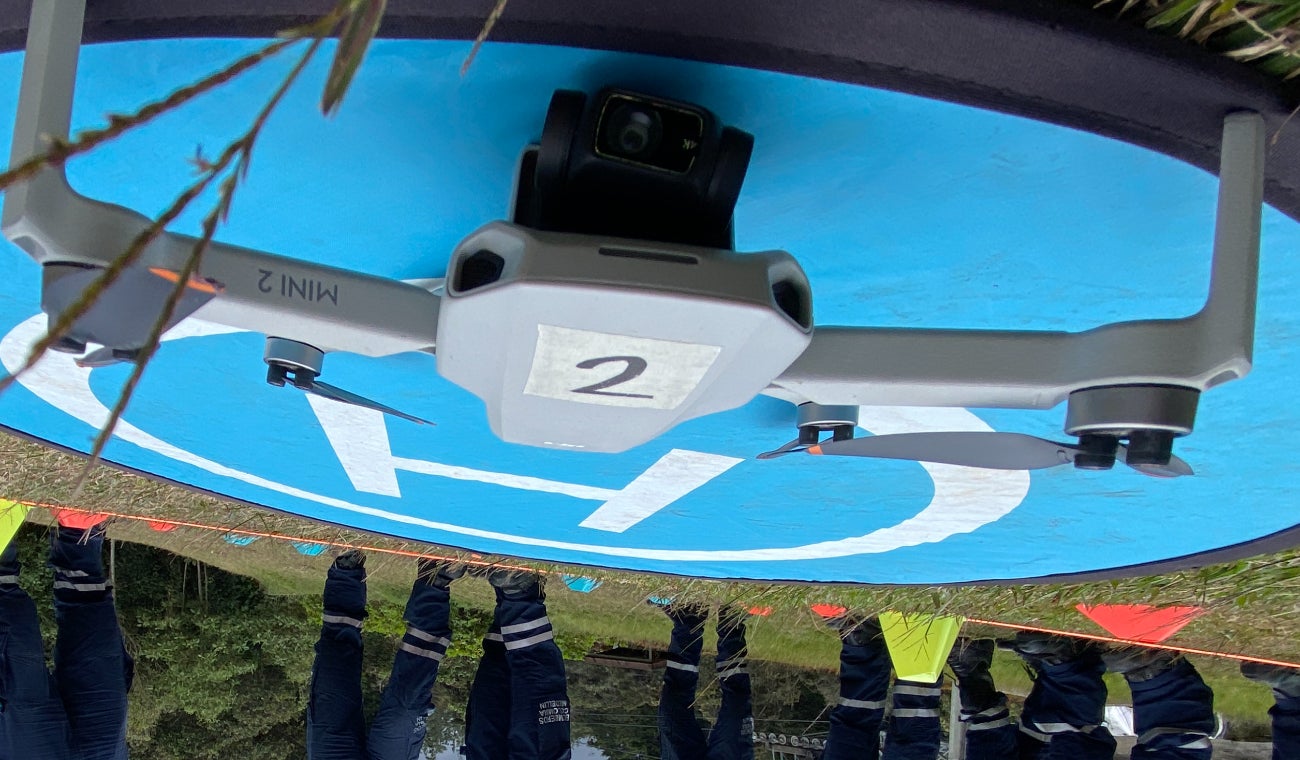 Bomberos Medellín cuenta con el equipo de drones más grande del país: Logran la certificación en aviones no tripulados de 18 unidades