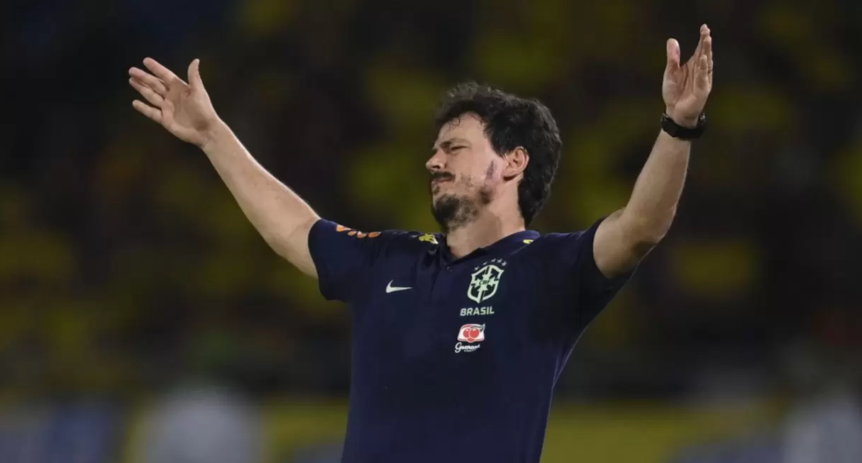 Fernando Diniz, DT de Brasil, tampoco dirigirá más en Eliminatorias