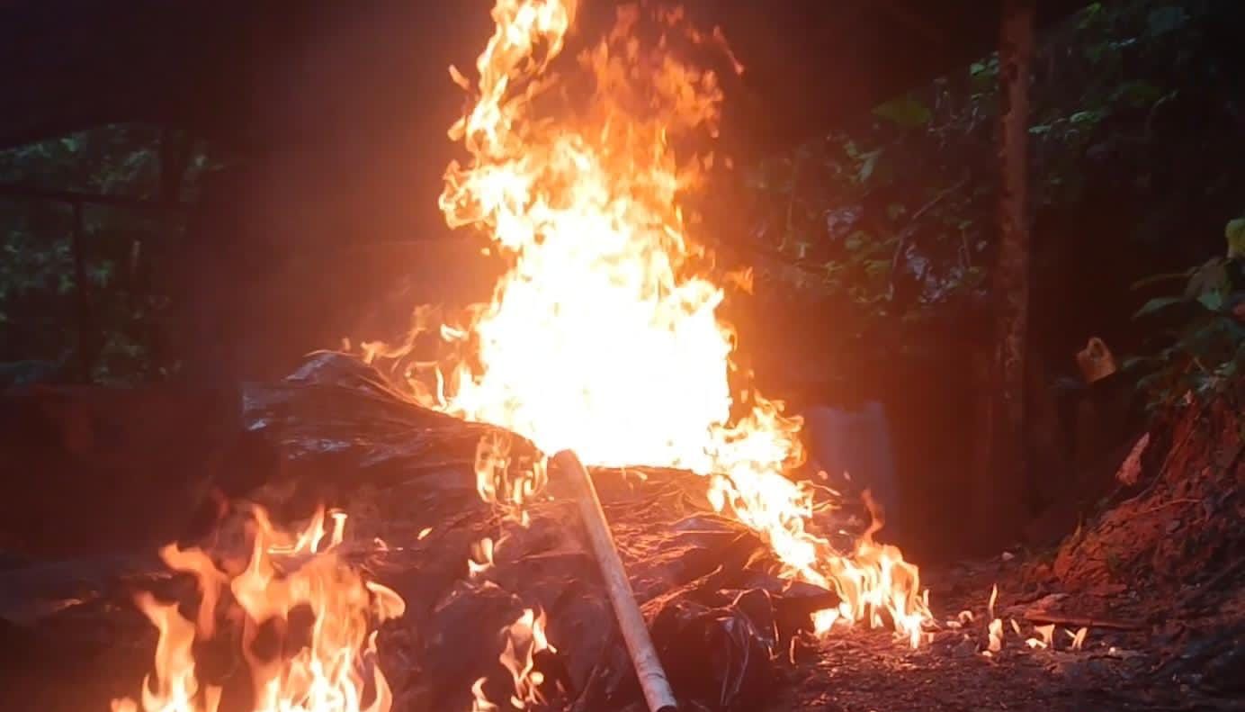 Destruyeron tres laboratorios de base de coca en Valdivia Antioquia. Serían del ELN