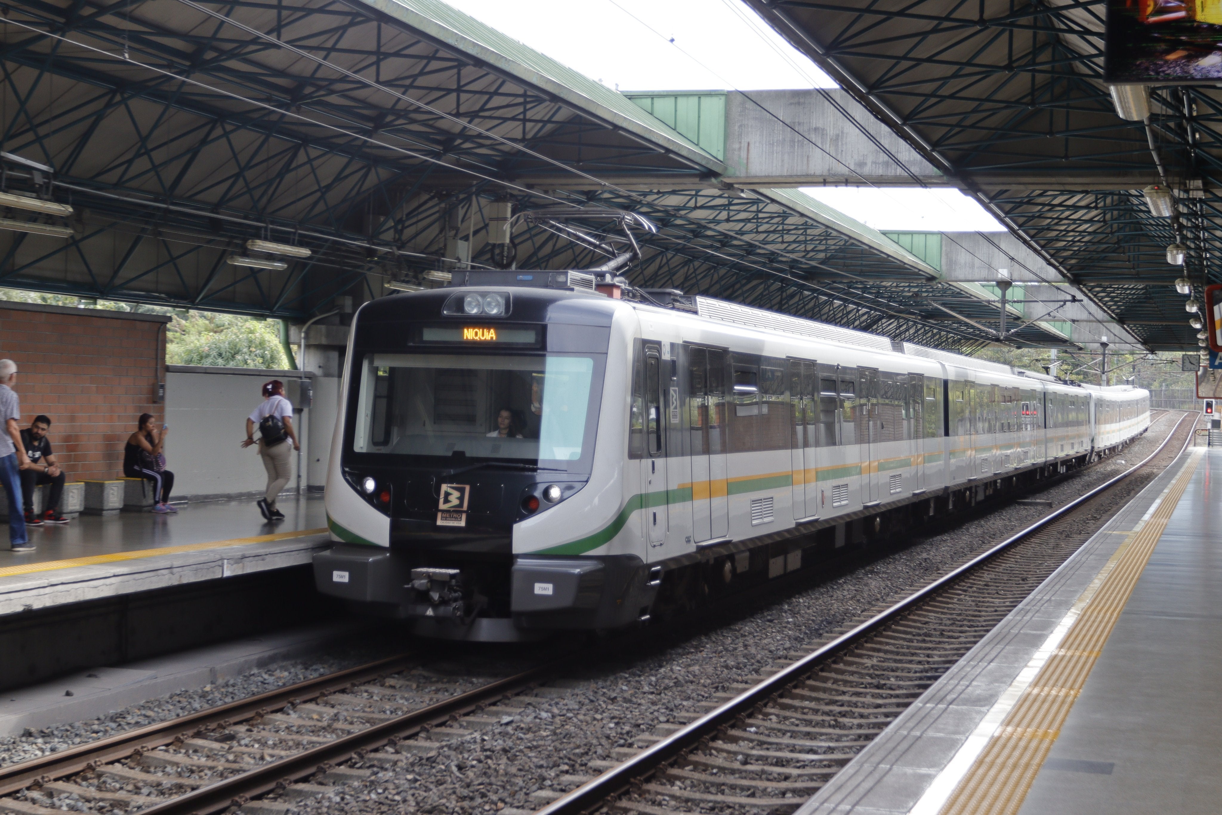 Horario extendido Metro de Medellín