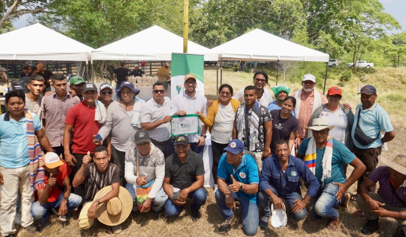Entrega de predio en Yondó, Antioquia
