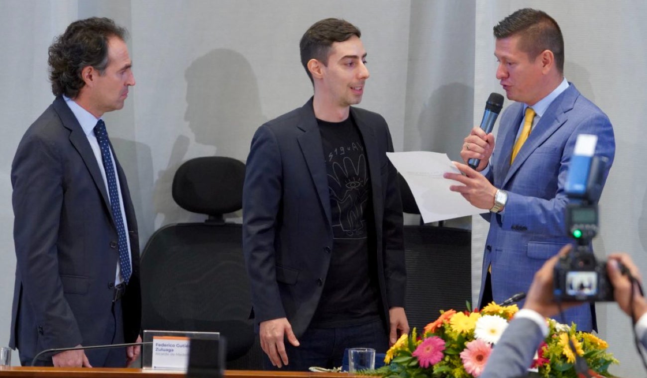 Juan Carlos Upegui en su posesión como concejal de Medellín.