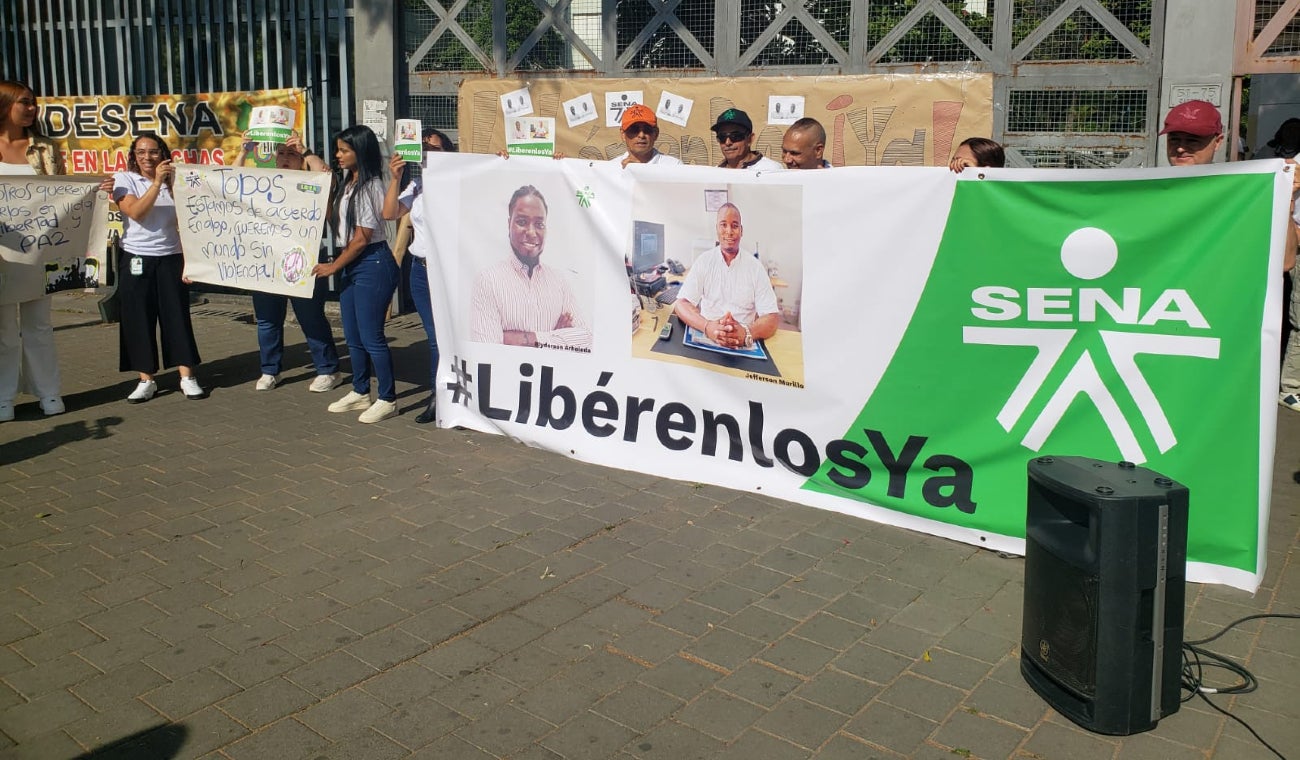 Plantón por la liberación de Blyderson Arboleda y Jefferson Murillo.
