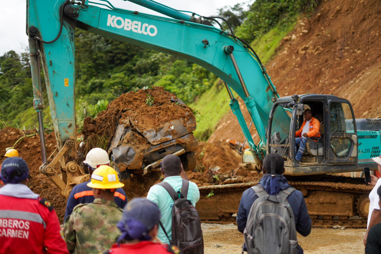 Defensoría solicitó la definición y ejecución de acciones que prevengan o mitiguen deslizamientos de tierra en las regiones