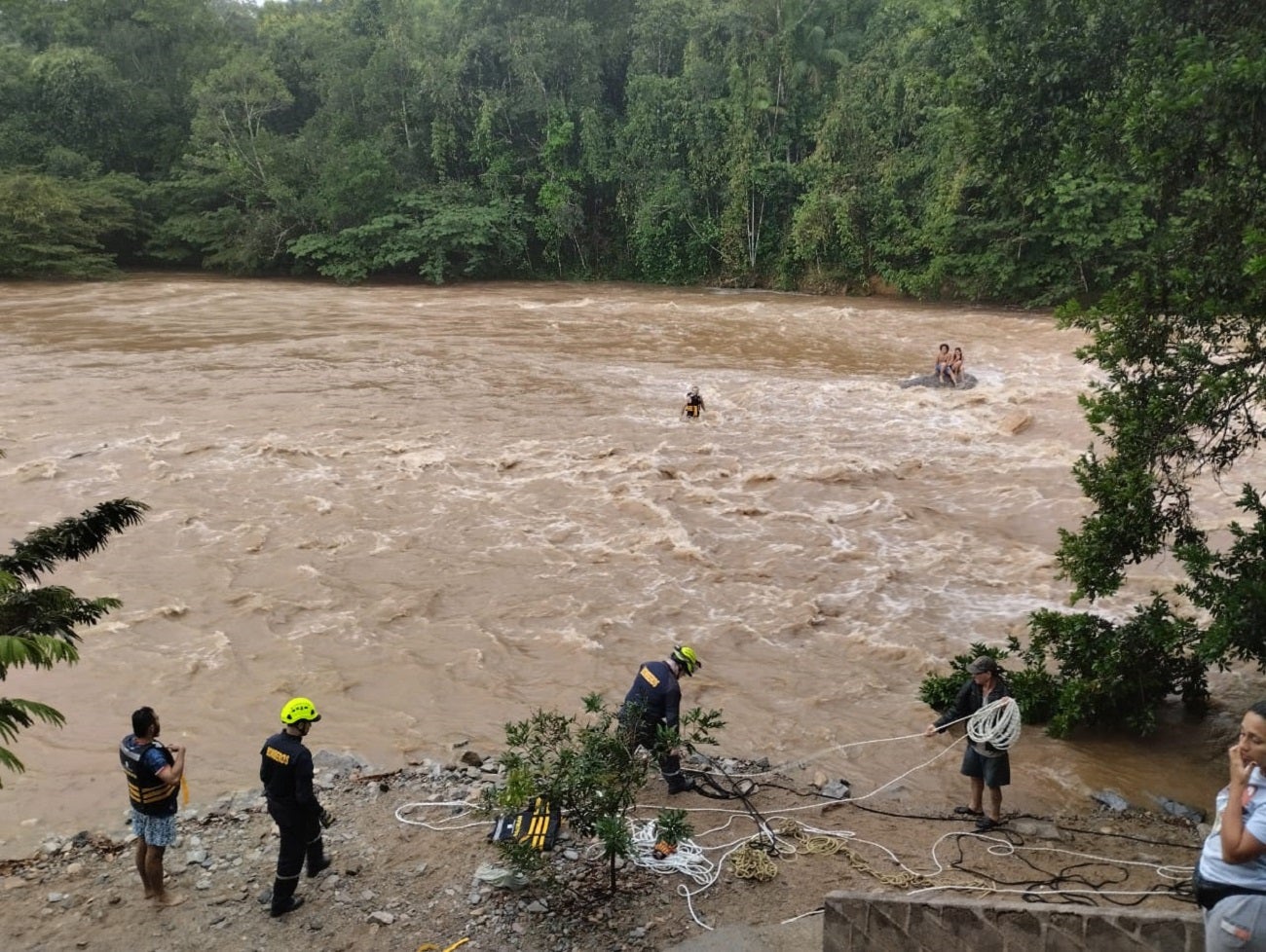 Creciente súbita en San Rafael, Antioquia