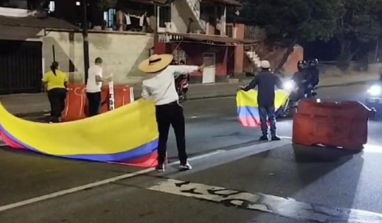 Manifestantes en Peaje El Trapiche