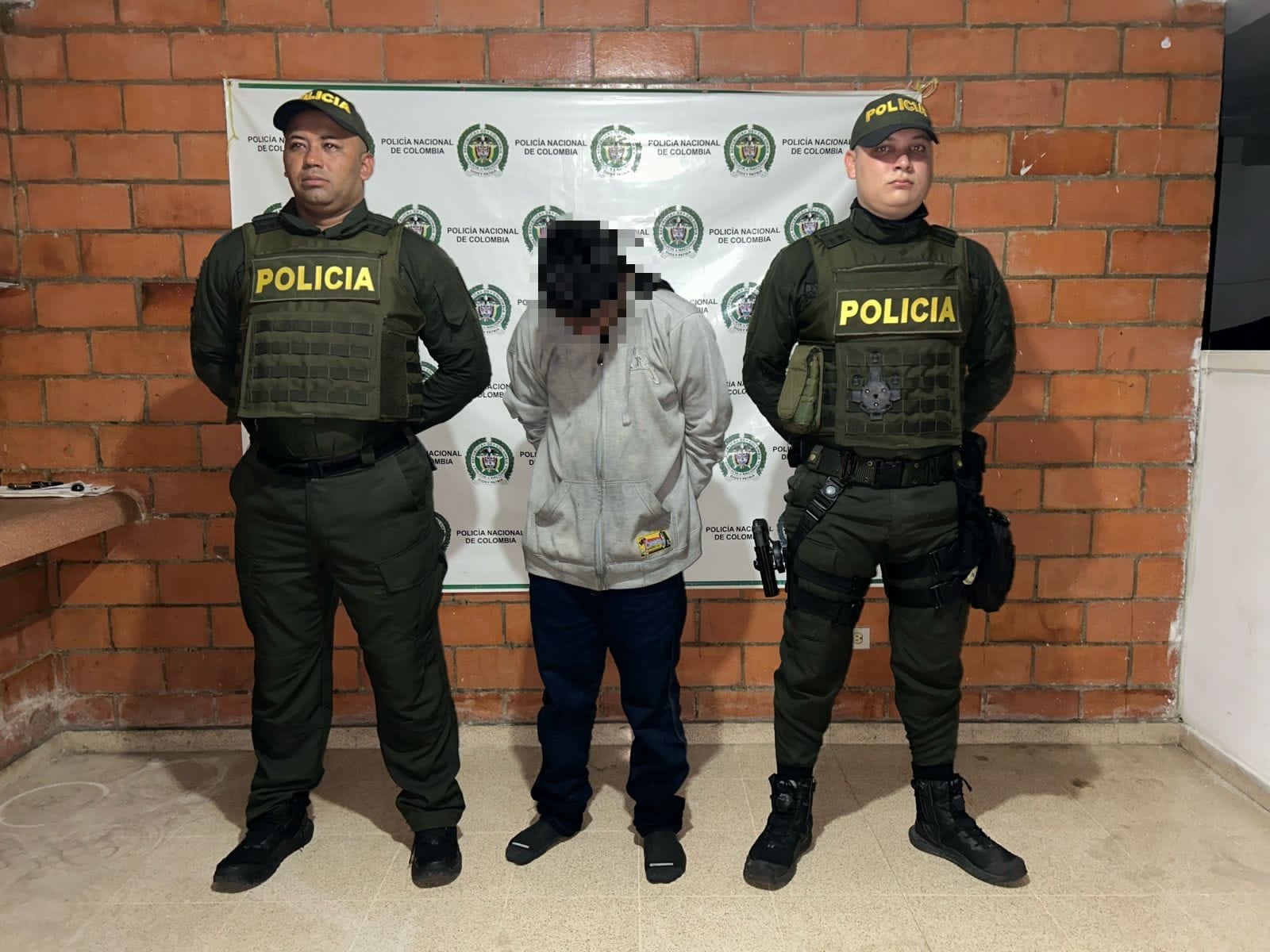 En Dabeiba capturaron a sujeto que raptó a su hija de 4 años. El hombre tenía orden de alejamiento