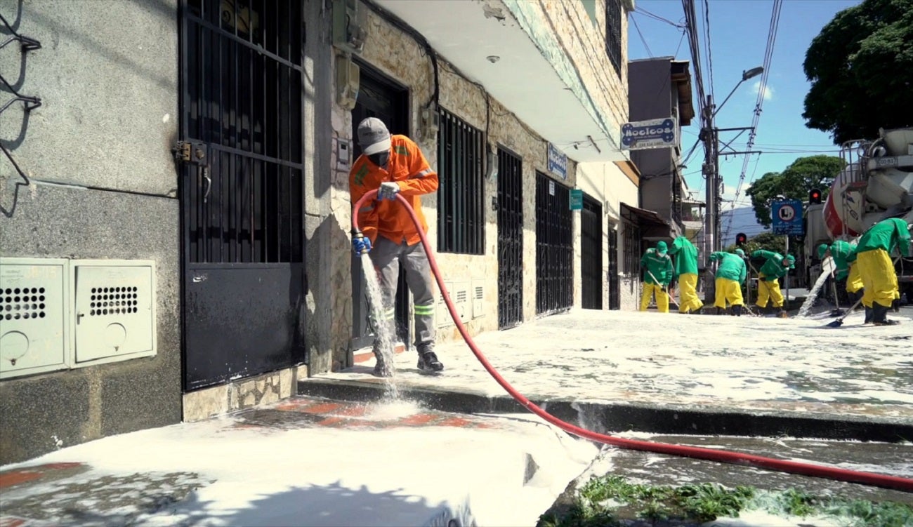 Recomiendan tomar medidas preventivas por el aumento de casos de dengue en Medellín
