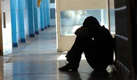 Retiran del cargo a docente implicada en caso de agresión a un niño de cinco años en Medellín