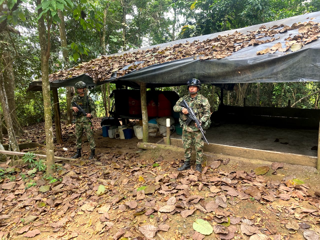 Destruyeron 6 laboratorios donde producían pasta base de coca avaluados en más de mil millones