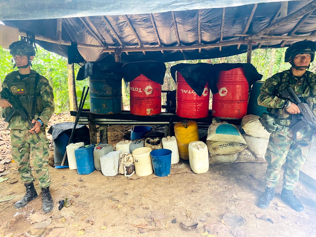 Destruyeron 6 laboratorios donde producían pasta base de coca avaluados en más de mil millones