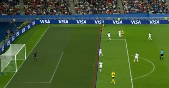 Revolución en el fútbol inglés: Premier League estrenará el 'ojo de halcón' para el fuera de juego