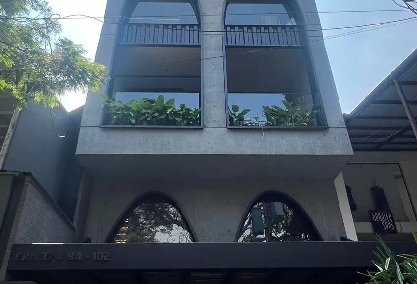 Abren investigación a policías que tendieron caso de explotación sexual con niñas de 12 y 13 años en Medellín