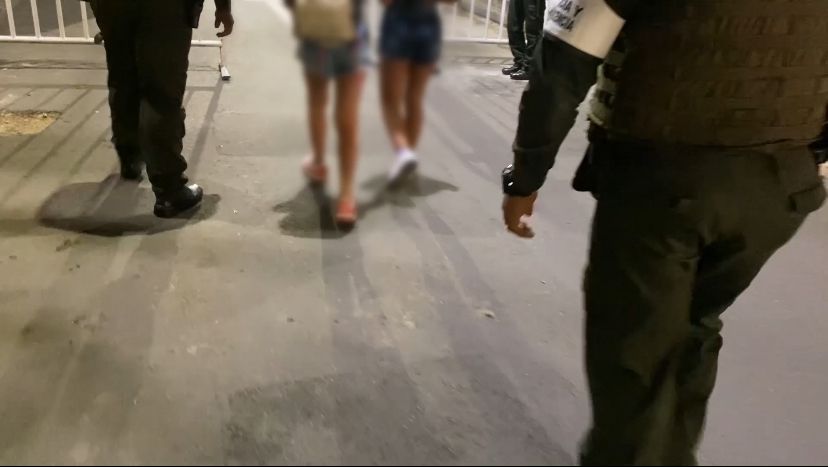 Investigación a policías