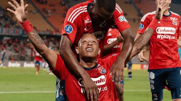 El Poderoso ruge con fuerza: Medellín vence a Bucaramanga