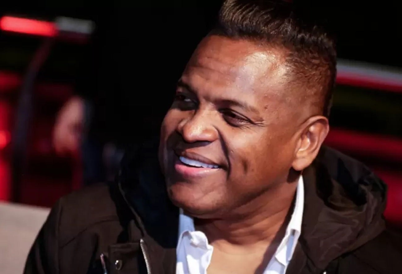 El cantante y compositor Omar Geles