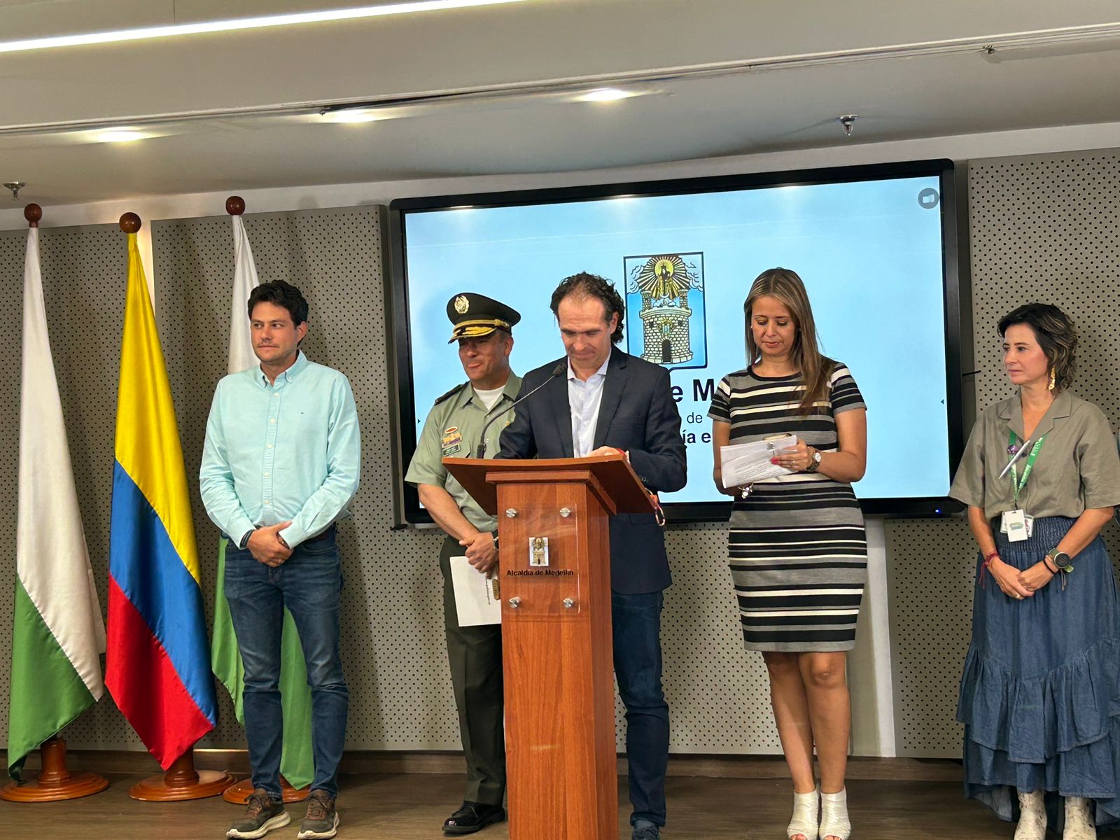 Alcaldía de Medellín anuncia decretos contra la explotación sexual