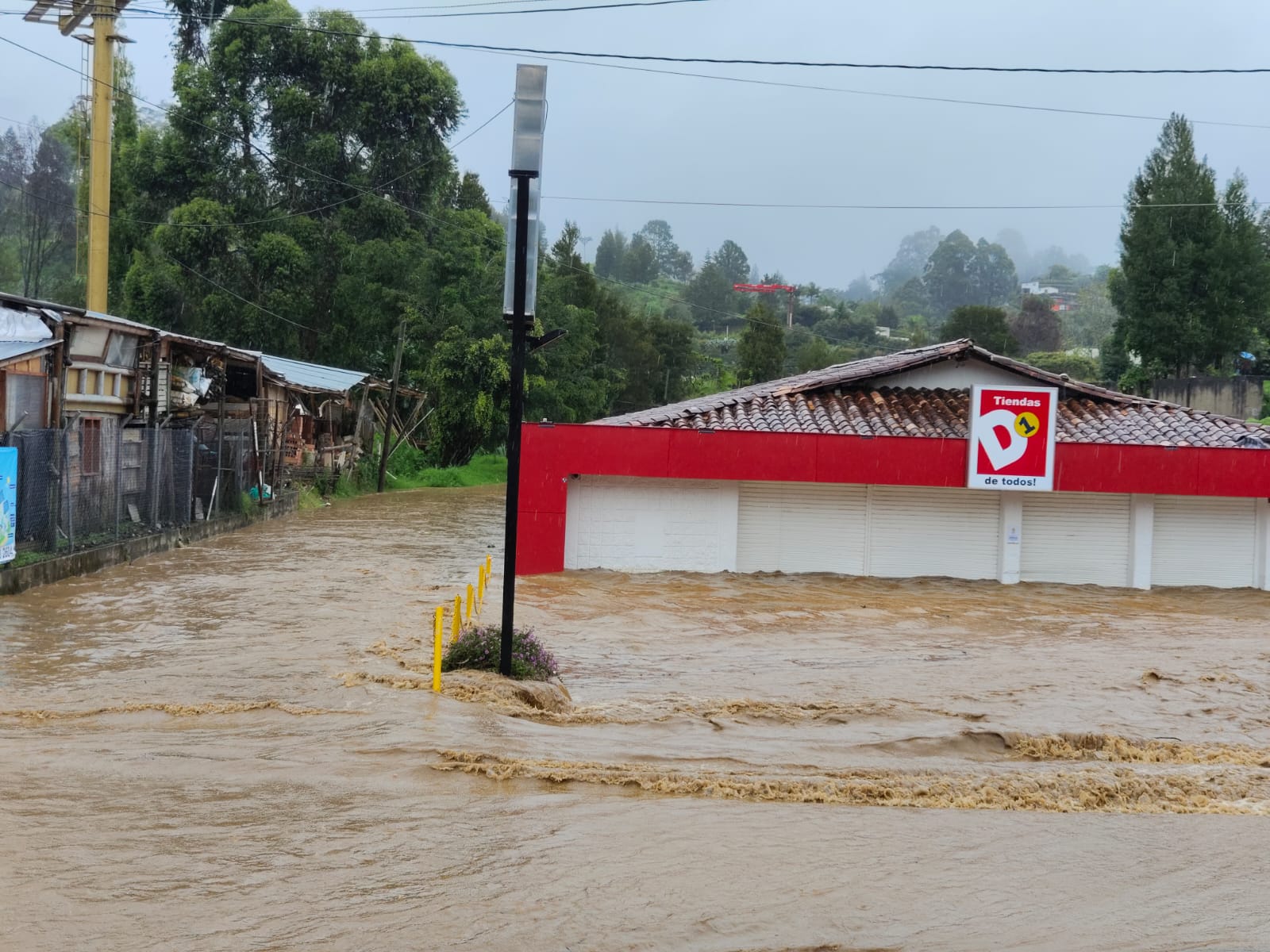 Emergencia invernal en el municipio de El Retiro Antioquia