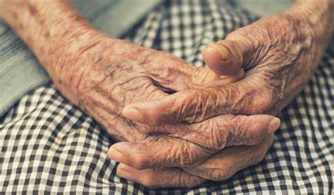 Habitante de calle que agredió brutalmente con un bastón a anciano en Sabaneta enfrenta cargos por tentativa de homicidio y hurto calificado