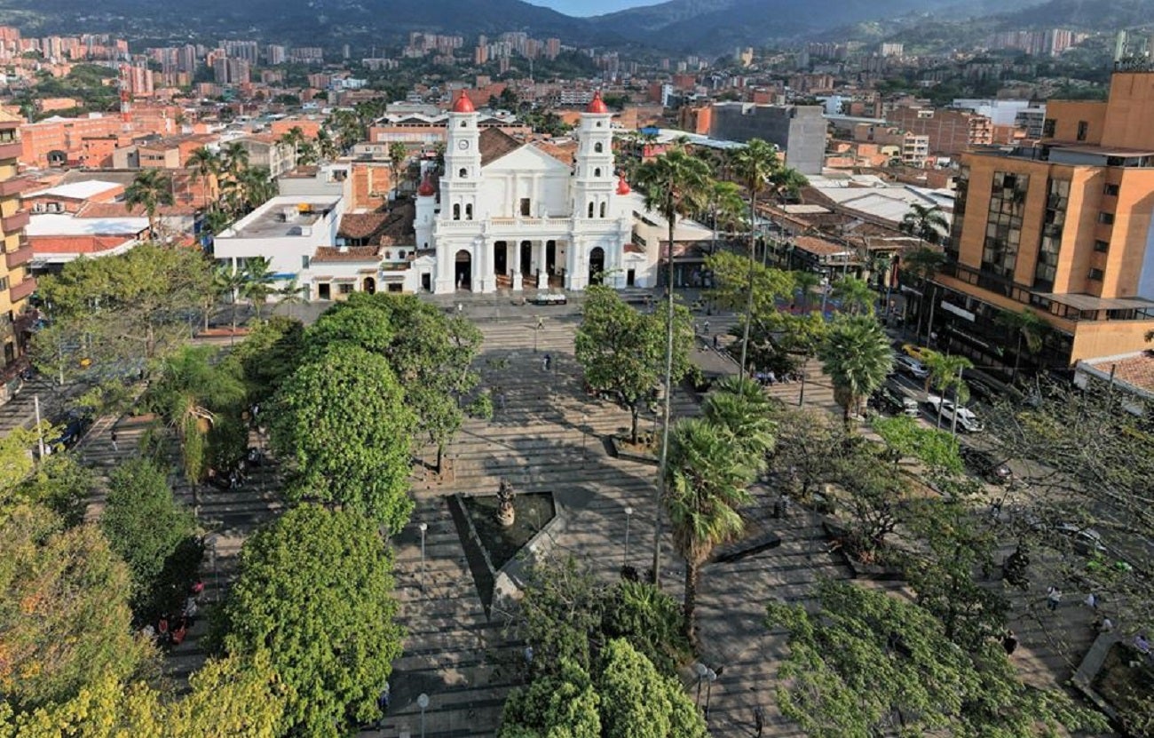 Obras de mantenimiento en parques de Envigado