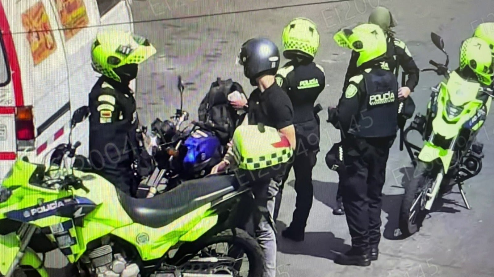 1.599 armas blancas fuera de las calles: Medellín usa tecnología para combatir la violencia