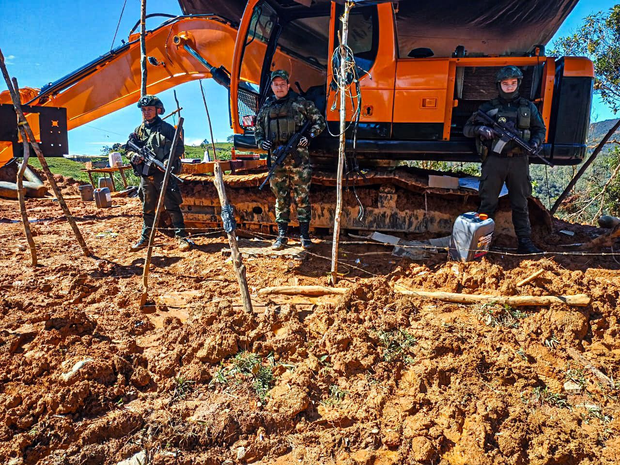 Minería ilegal recibe duro golpe en Amalfi: Ejército destruyó maquinaria por valor de 3 mil millones