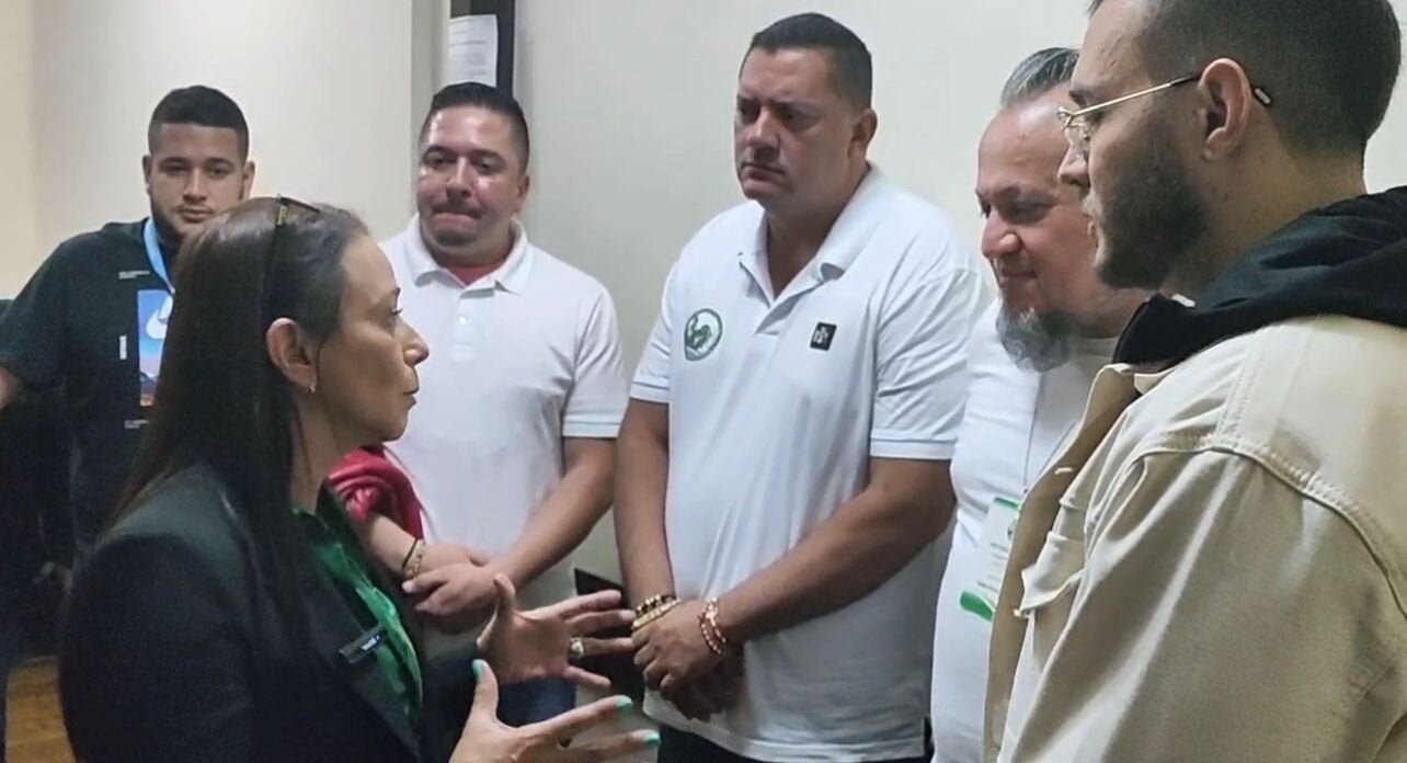 Reunión entre combos