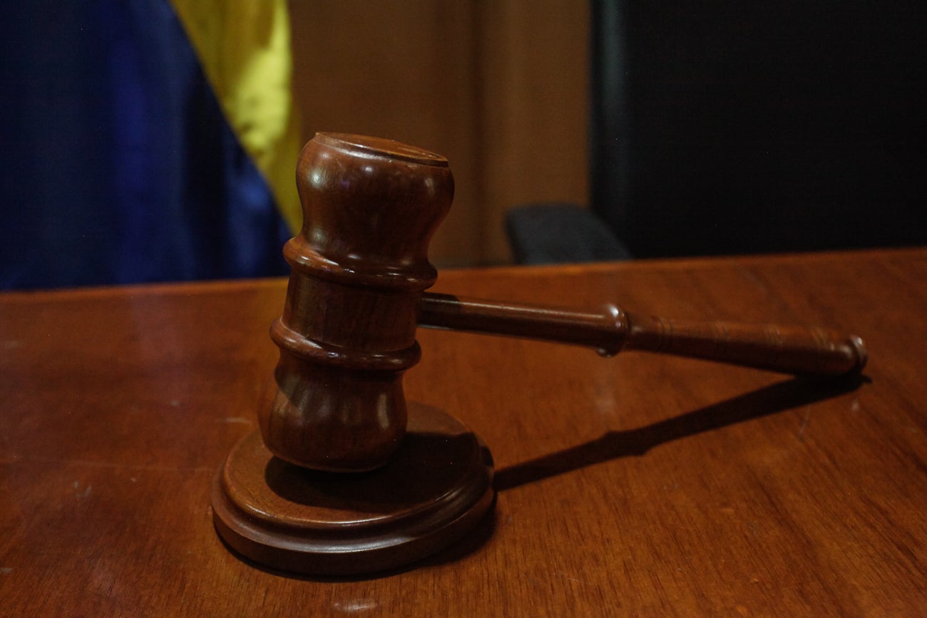 Mazo de juez / mazo de corte / martillo de juez / martillo de corte / Justicia / Fallo