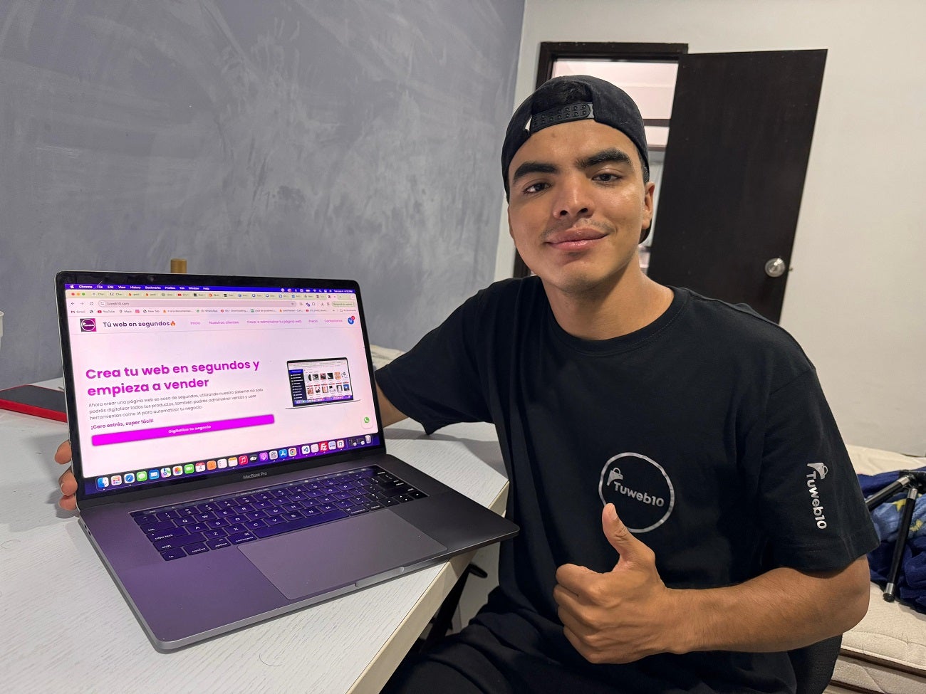 Santiago Garzón, creador de app en Puerto Berrío, Antioquia