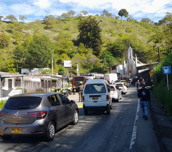 Bloqueo vía Buriticá