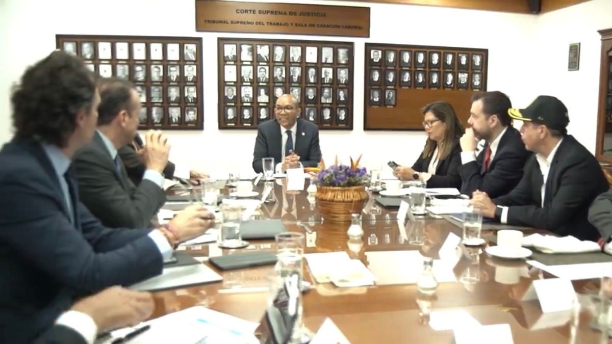 reunion corte suprema autoridades junio 2024.jpg