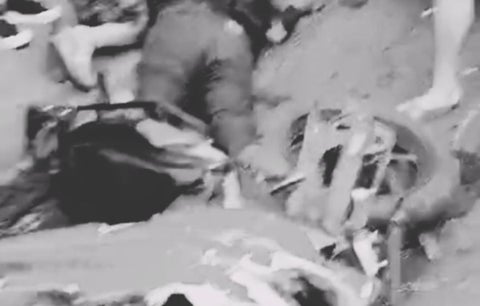 Motociclista perdió la vida tras impactar contra un bus en Medellín