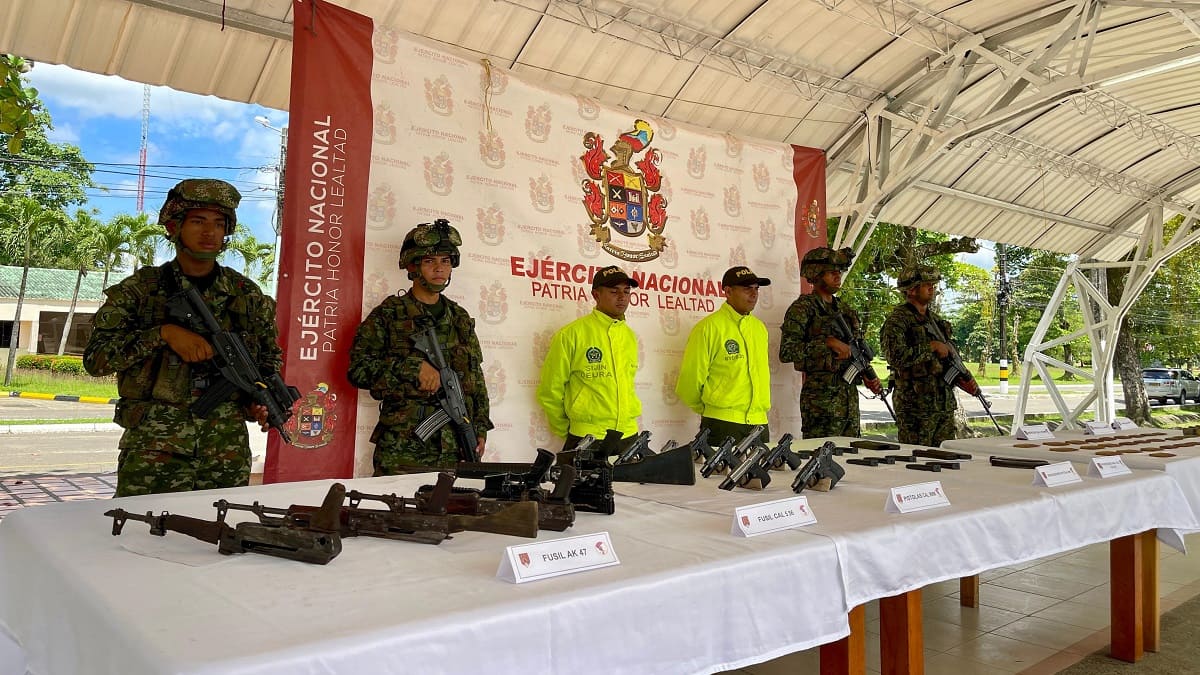Incautación de armamento y artefactos explosivos del Clan del Golfo en Antioquia