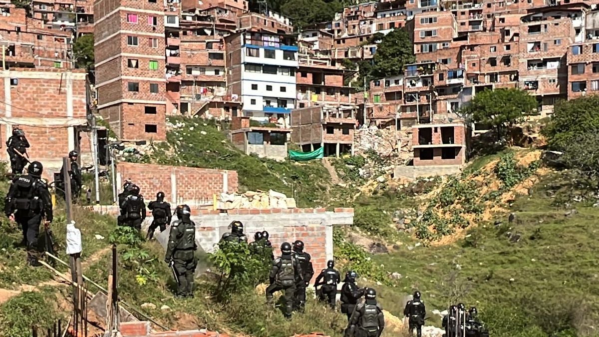 Loteo ilegal - Medellín - 2024