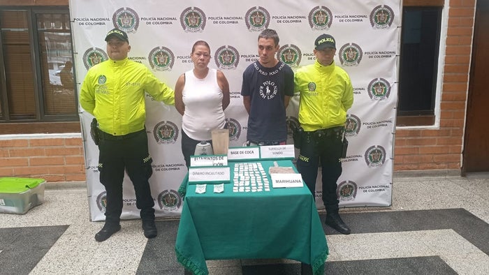 Mamá e hijo capturados por microtráfico en Itagüí