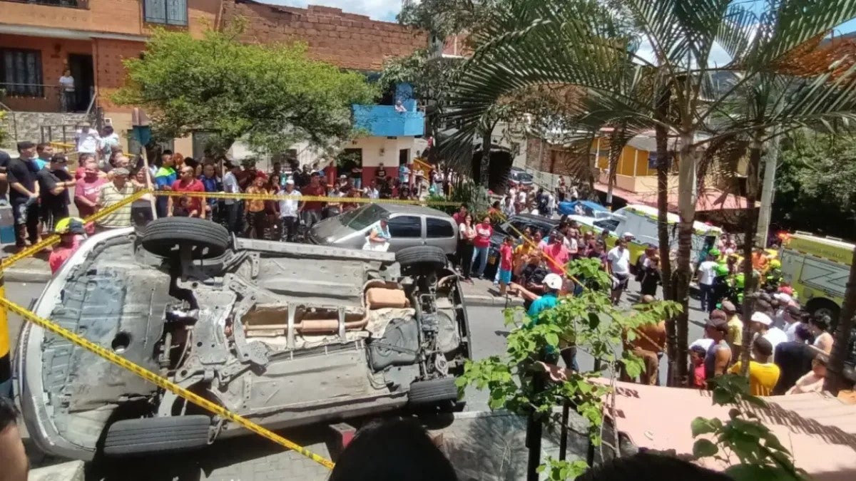 Mujer embarazada embestida en Medellín