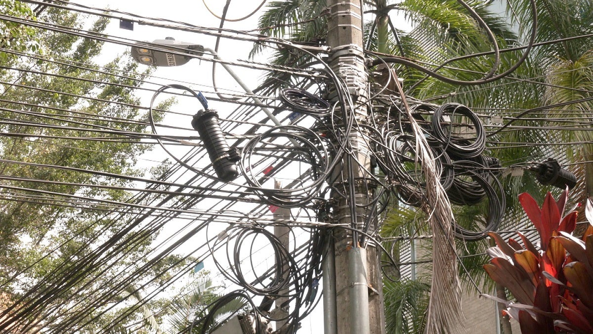 Redes de telecomunicaciones ilegales en Medellín