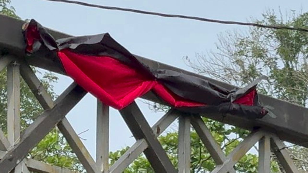 Bandera del ELN en Medellín