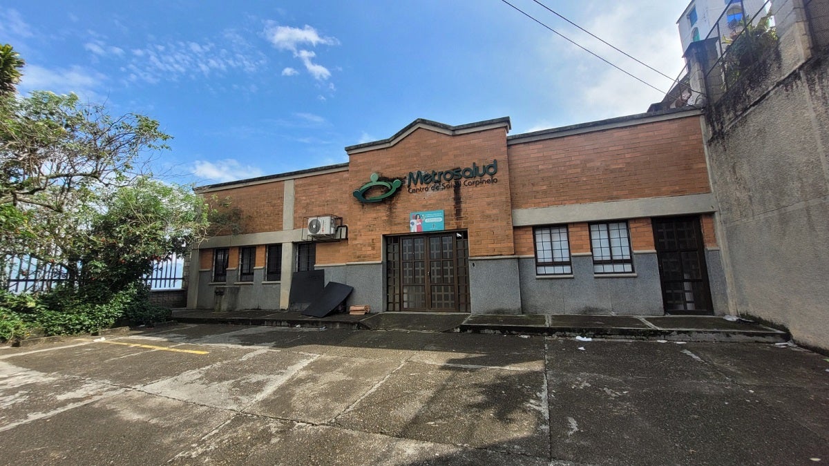 Centro de salud Carpinelo en Medellín