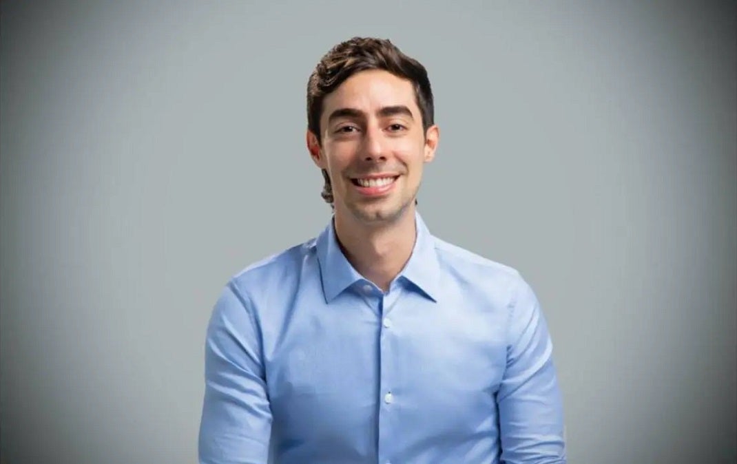 Una concejal de Medellín aseguró que el corporado Juan Carlos Upegui únicamente hace presencia en el recinto para firmar el acta de asistencia